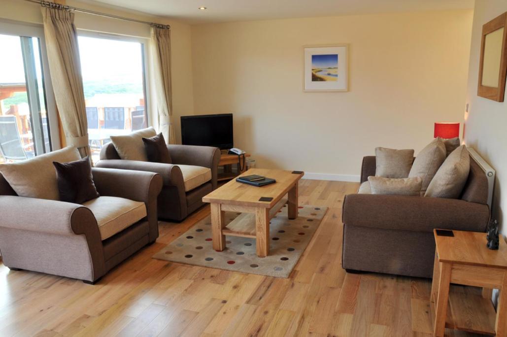Fistral Hot Tub House For 8 On Retallack Resort New Quay Extérieur photo
