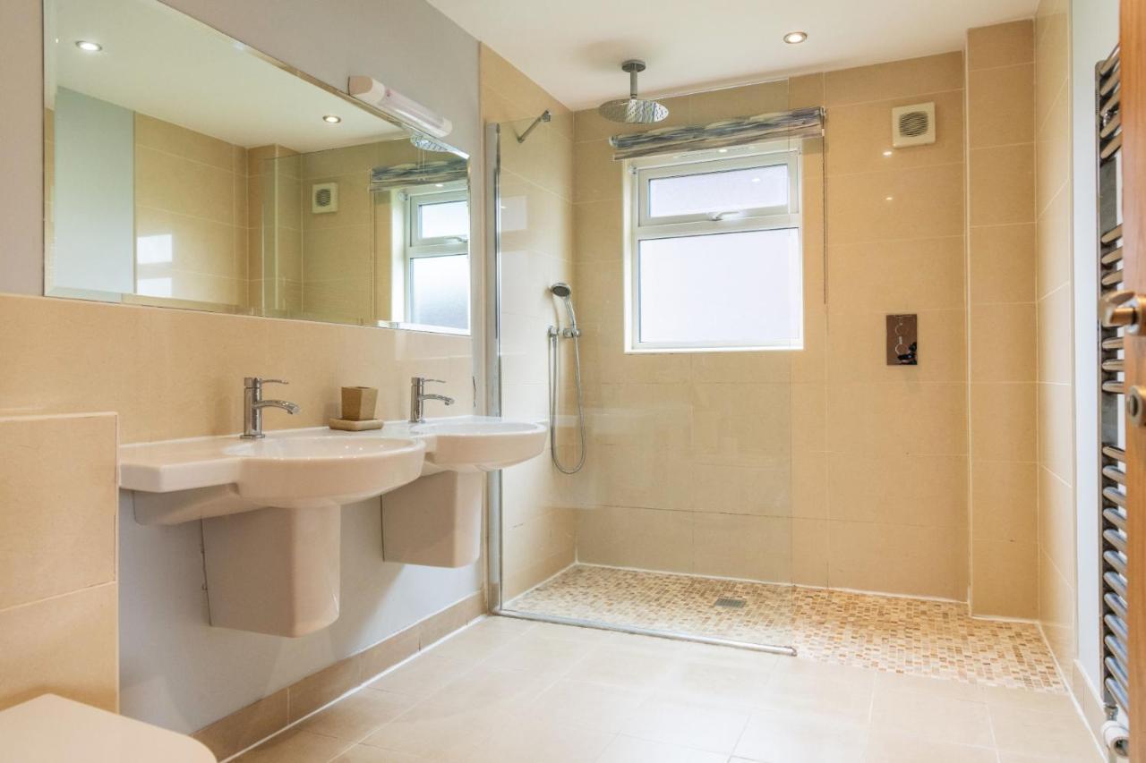 Fistral Hot Tub House For 8 On Retallack Resort New Quay Extérieur photo